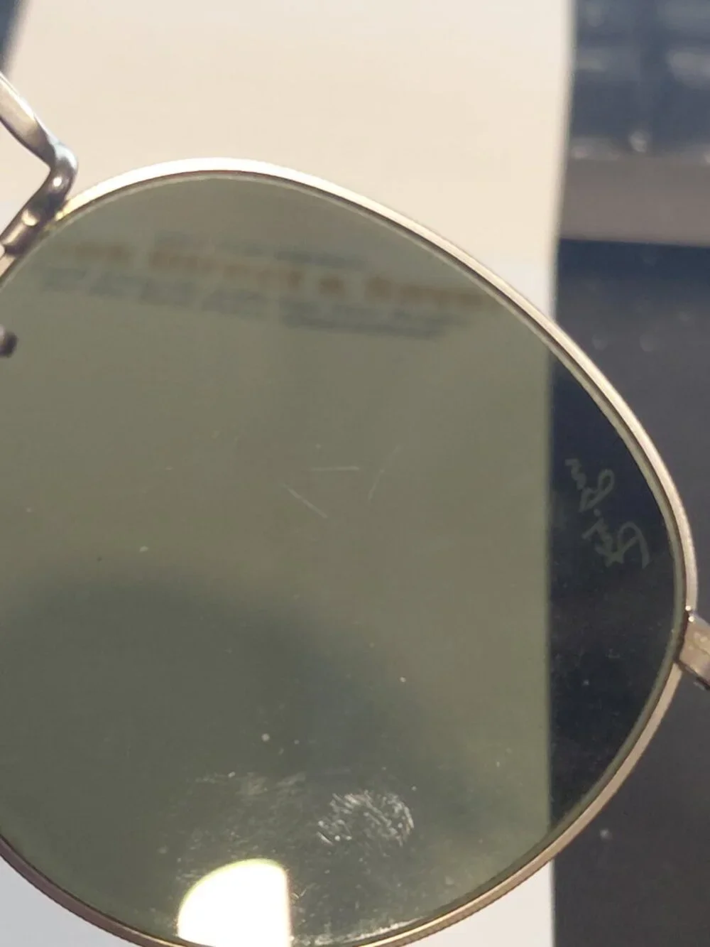 Ray-Ban Round Metal Sunglasses - Silver Frame & Case